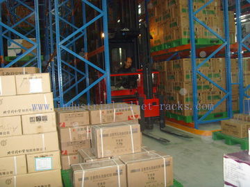 Pallet Storage Very Narrow Aisle Racking Warehousing Management System Orange