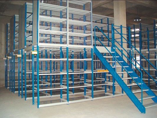 comprar Sistema de piso de entrepato con estanterías. Maximice el espacio de almacenamiento y la eficiencia. Fabricación en línea