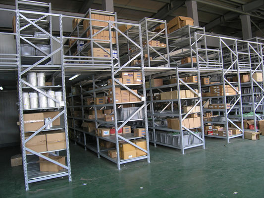 comprar Soluciones de Almacenamiento Vertical: Sistema de Entrepiso para Almacén para Máxima Utilización del Espacio Fabricación en línea