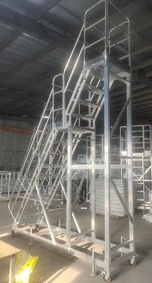 Escalera de aluminio ligera de 4 m de altura en dos niveles fácil de mover para el uso de estantes de almacenamiento